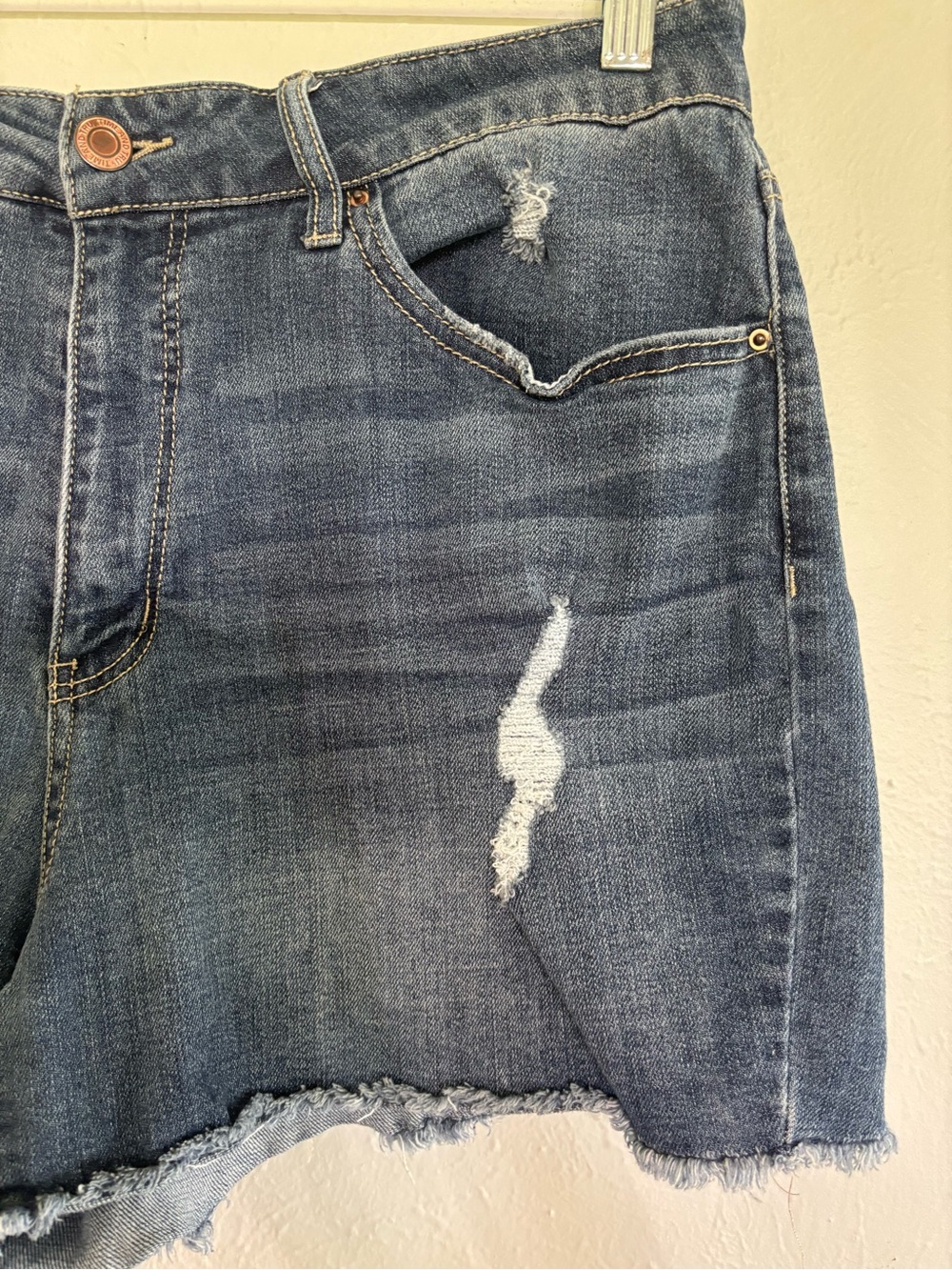 Denim Distressed Women's Shorts - Dark Blue - Picture 3 of 9